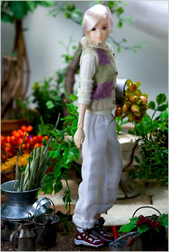 2010A/W BOTANICAL GIRL