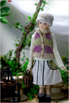 2010A/W BOTANICAL GIRL