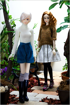 2010A/W BOTANICAL GIRL